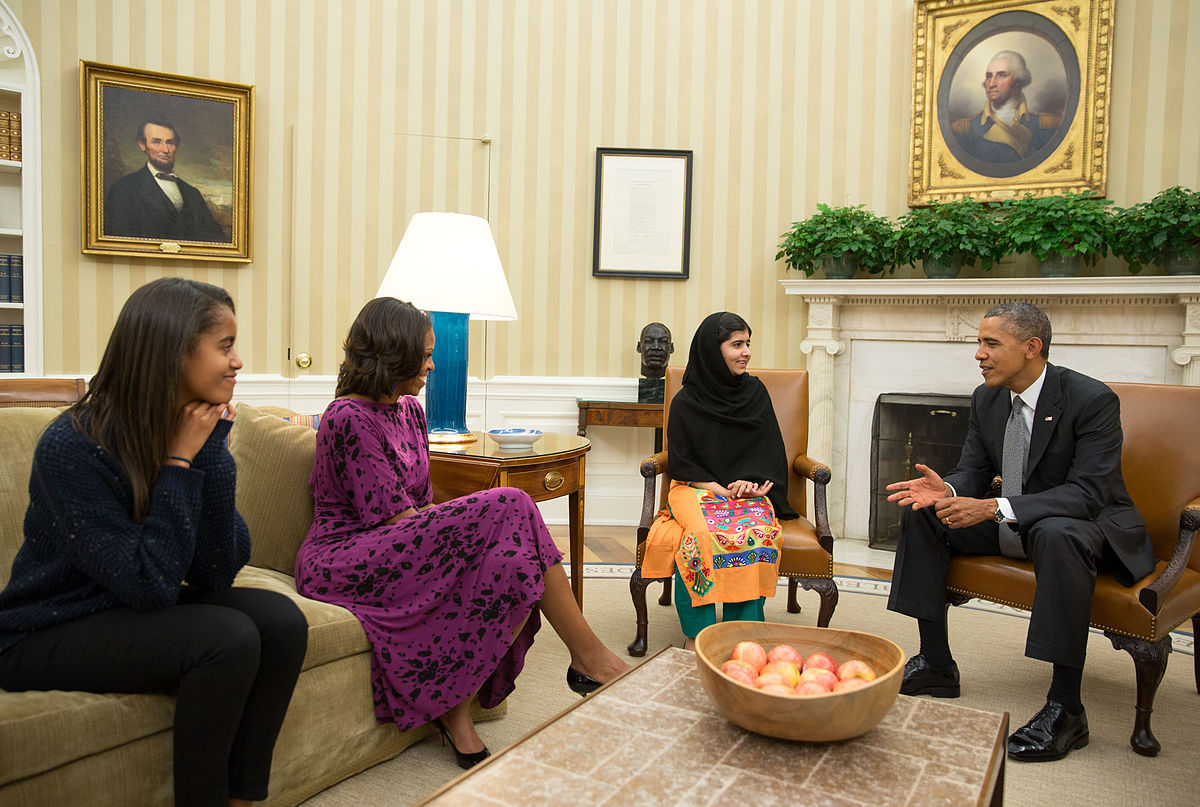1200px-Malala Yousafzai Oval Office 11 Oct 2013