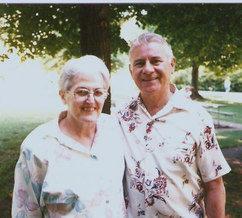 Jo & Clair (1923-1994), picnic by Laurelhurst pond, 1993